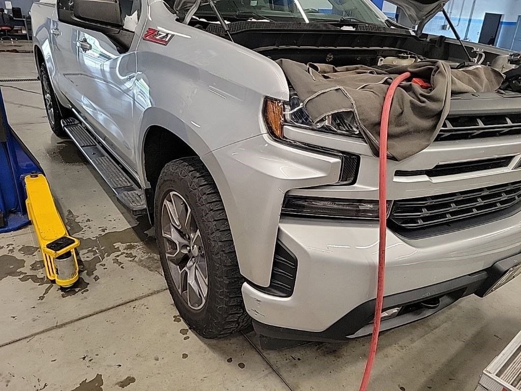 Used 2019 Chevrolet Silverado 1500 RST AWD/4WD image 3
