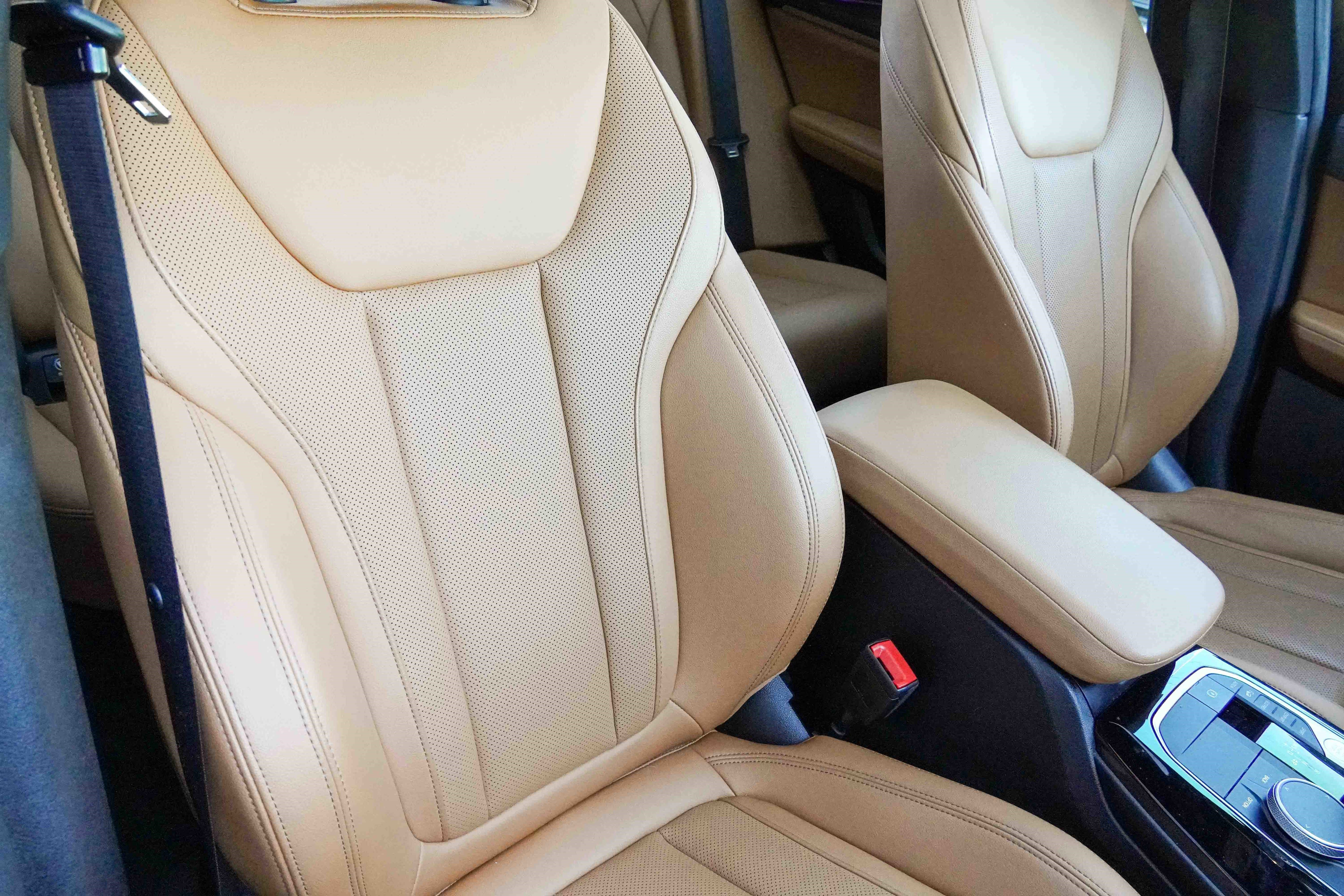 Certified 2023 BMW X3 M40i w/ Premium Package image 13