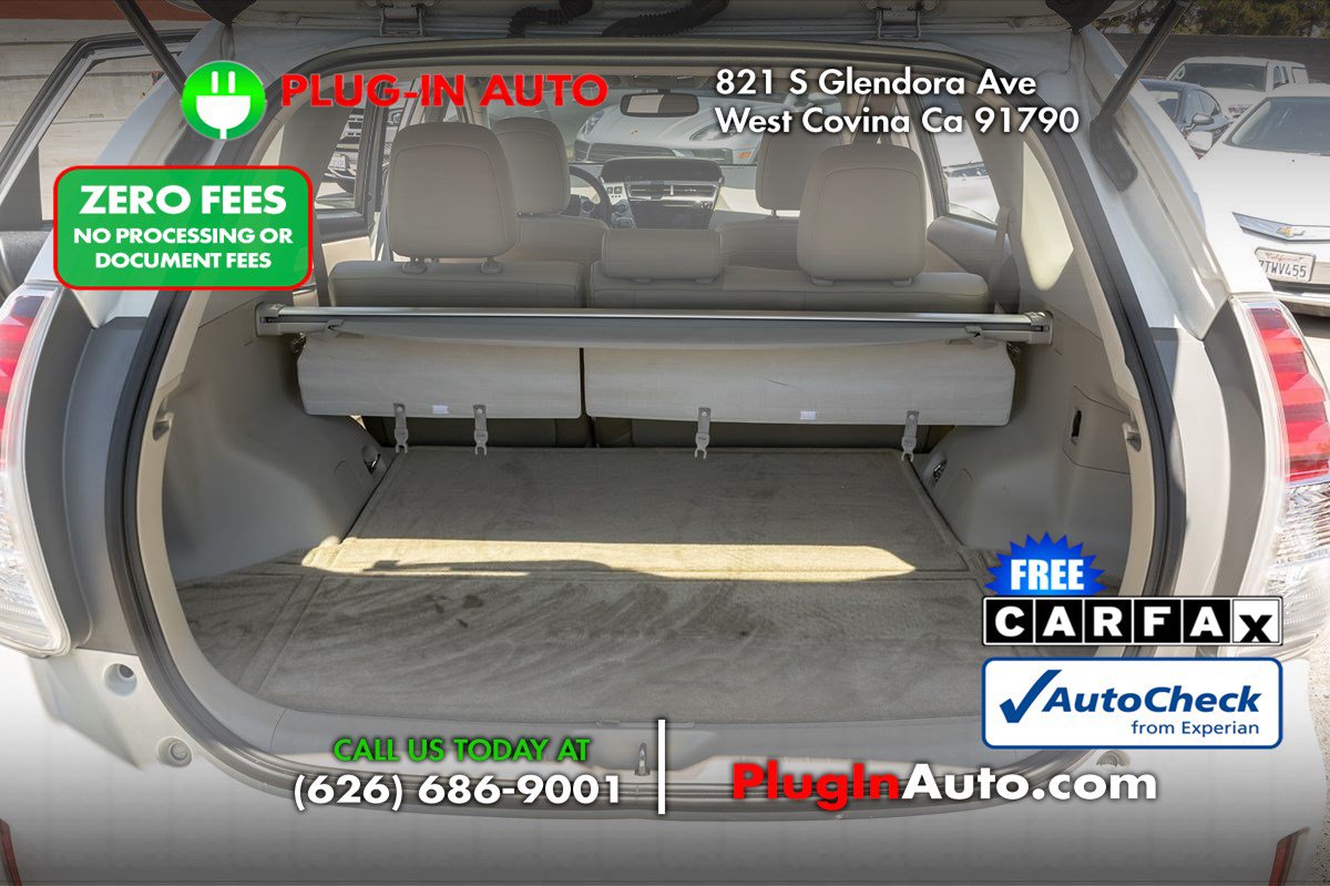 Used 2015 Toyota Prius V Four FWD image 11