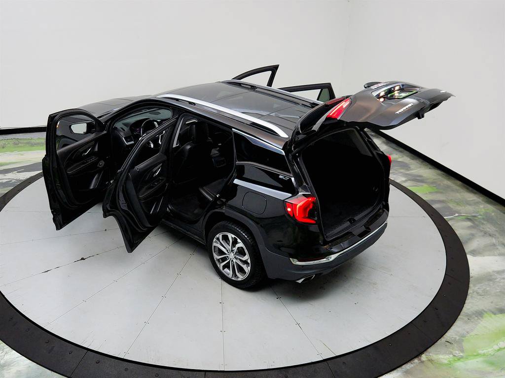 Used 2020 GMC Terrain SLT w/ GMC Pro Grade Package AWD/4WD image 40