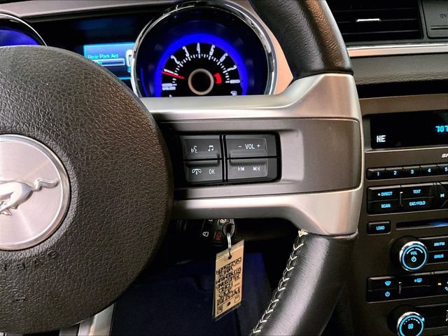 Used 2013 Ford Mustang GT Premium w/ Security Pkg RWD image 18