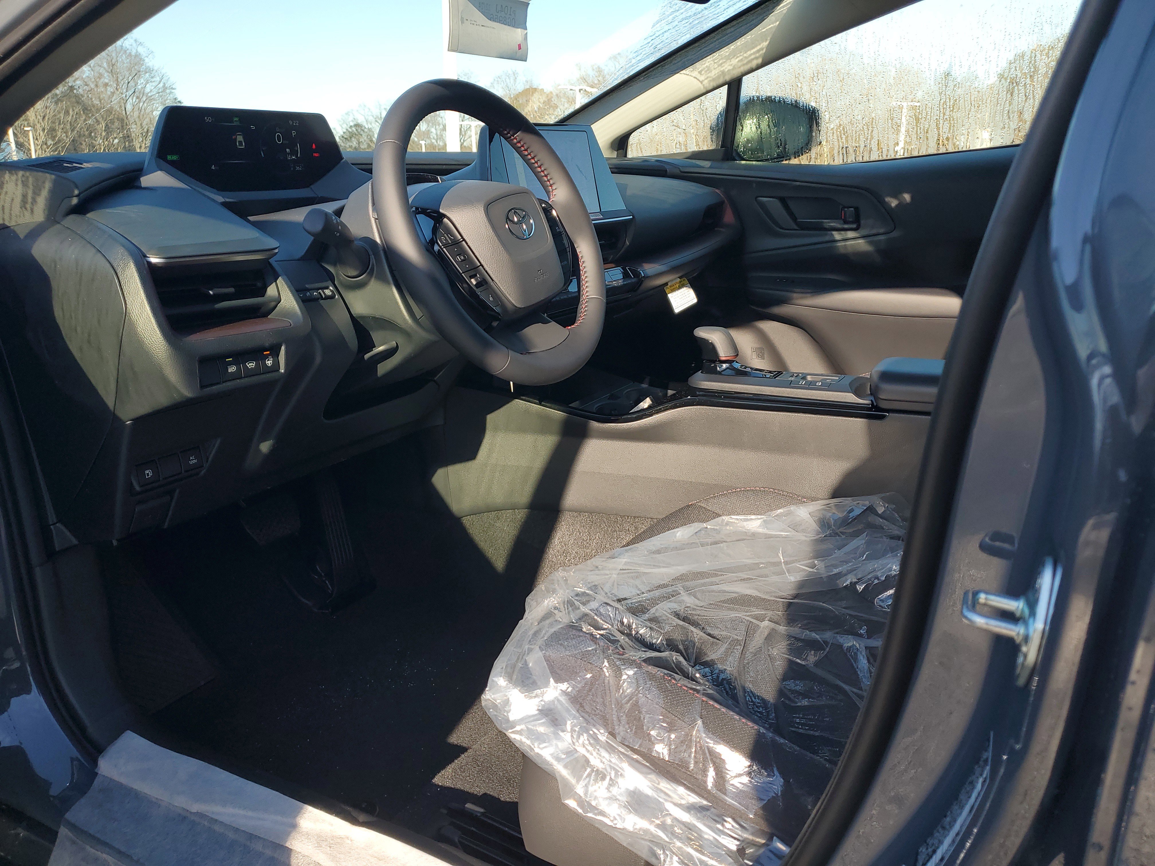 New 2026 Toyota Prius Plug-In Hybrid image 15