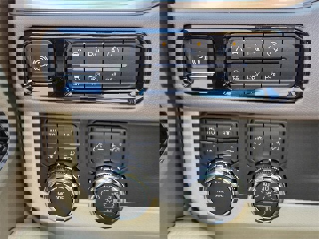 New 2026 GMC Yukon Denali w/ Sun & Power Step Package image 23