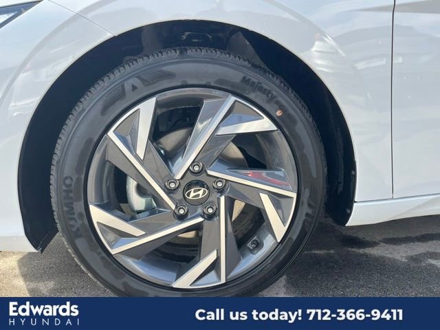 New 2025 Hyundai Elantra Sport image 33