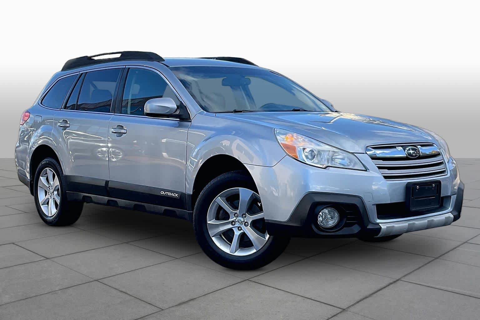 Used 2014 Subaru Outback 2.5i Limited AWD/4WD image 2