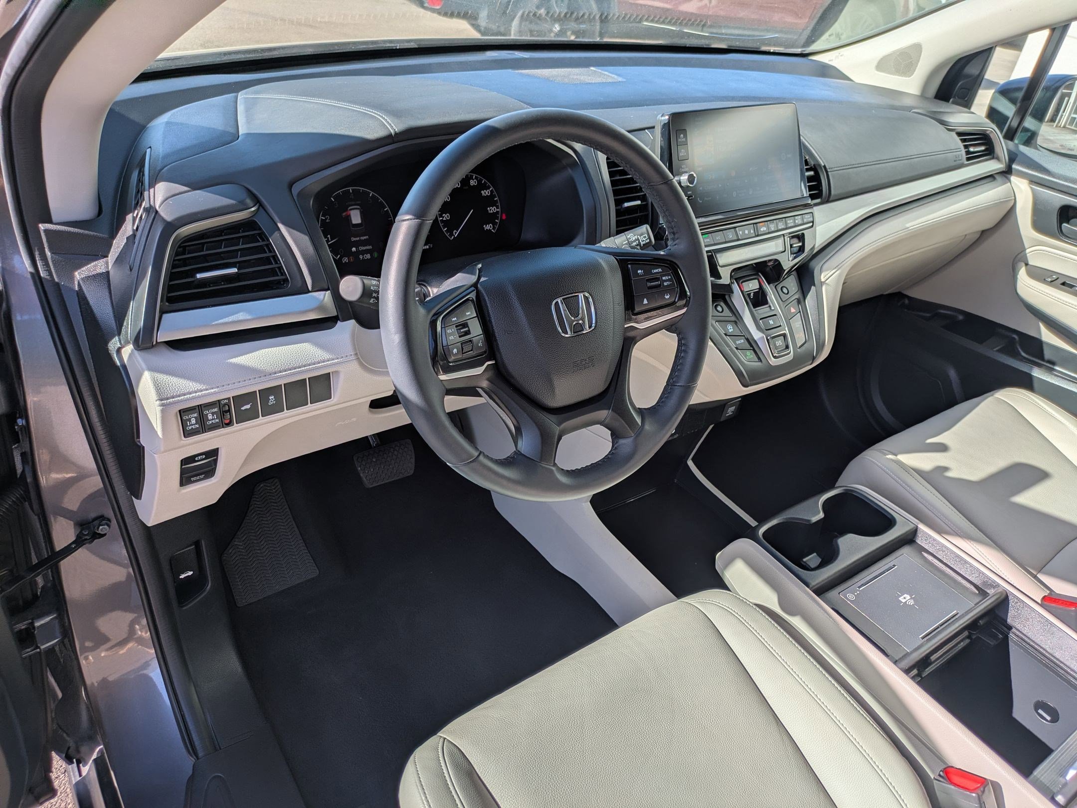Used 2026 Honda Odyssey EX-L image 16