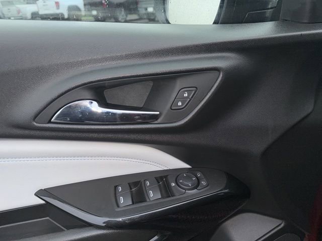 Used 2025 Chevrolet Trax LT w/ LT Convenience Package image 27