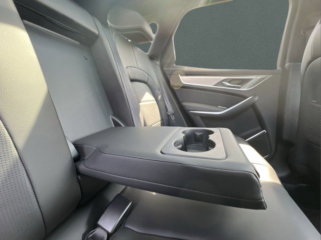 New 2026 Jaguar F-PACE R-Dynamic S image 21