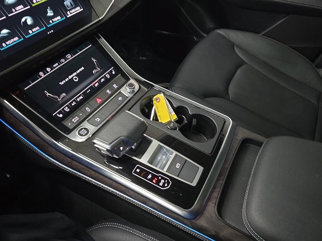 Used 2023 Audi Q8 Premium Plus w/ Premium Plus Package AWD/4WD image 27