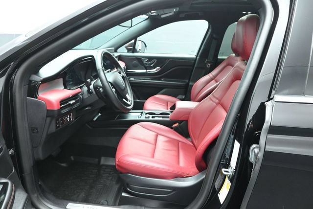 Certified 2025 Lincoln Corsair Grand Touring AWD/4WD image 10