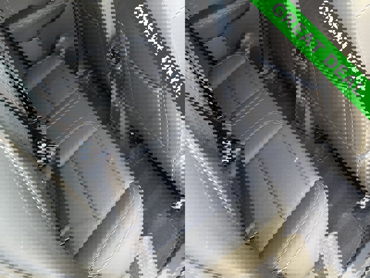 Used 2022 Buick Envision Essence w/ Safety Package image 32