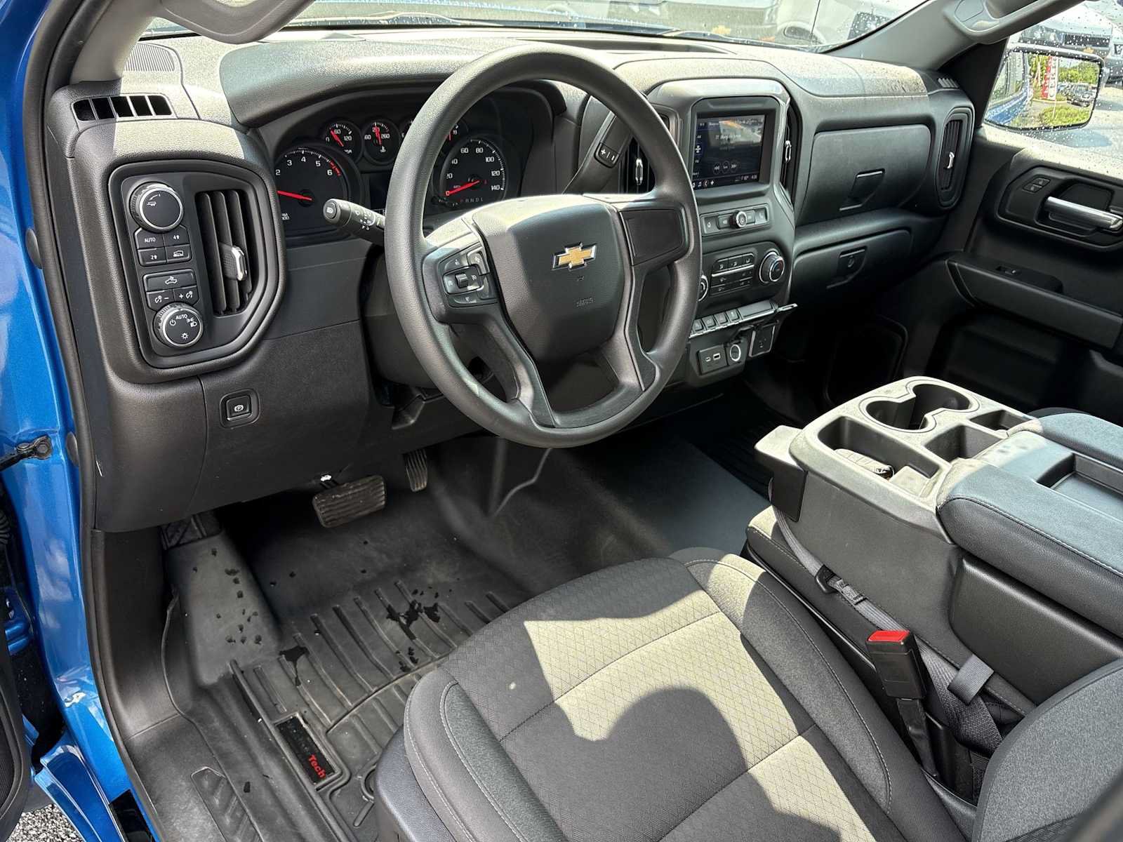 Used 2022 Chevrolet Silverado 1500 Custom AWD/4WD image 10