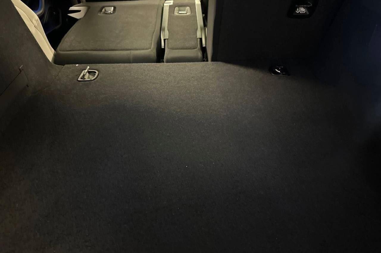 New 2025 Porsche Taycan 4S image 35