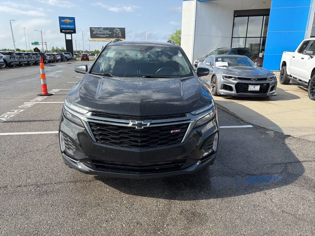 Used 2022 Chevrolet Equinox RS w/ Infotainment Package FWD image 7