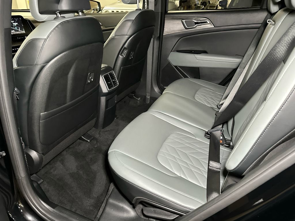 Used 2023 Kia Sportage X-Line w/ X-Line Premium Package image 16