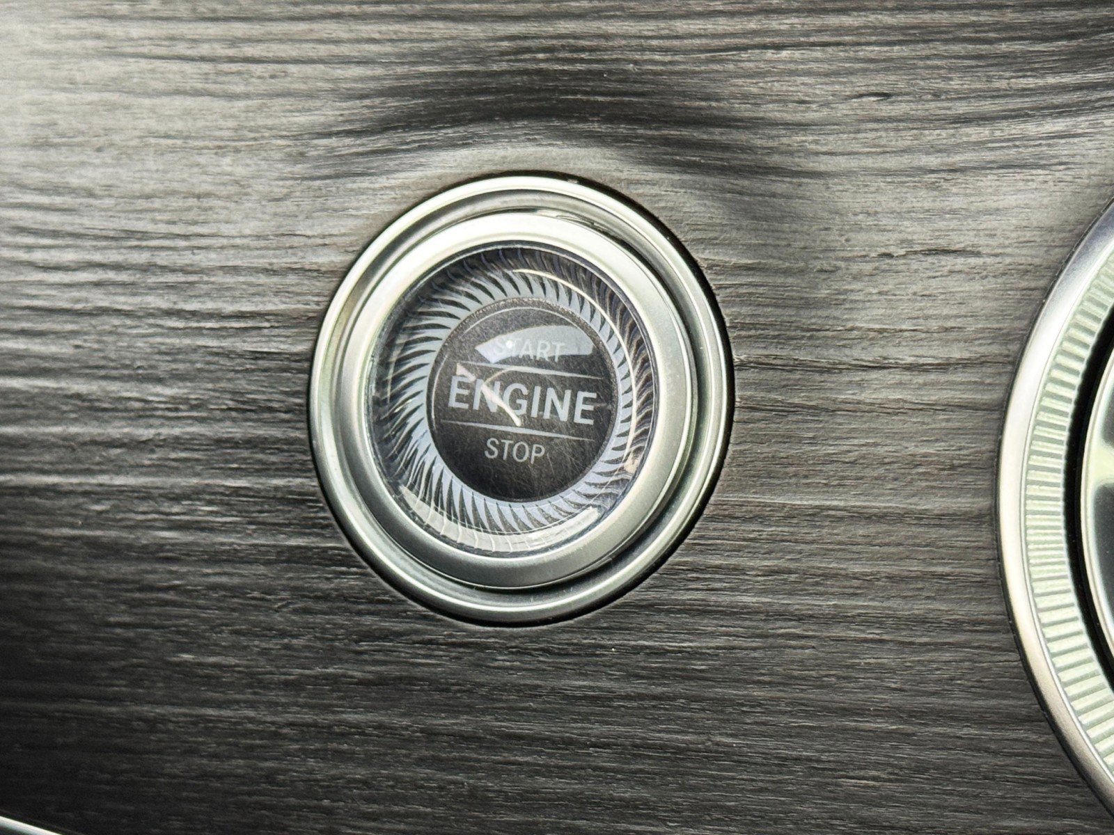 Used 2022 Mercedes-Benz AMG GT 43 image 25