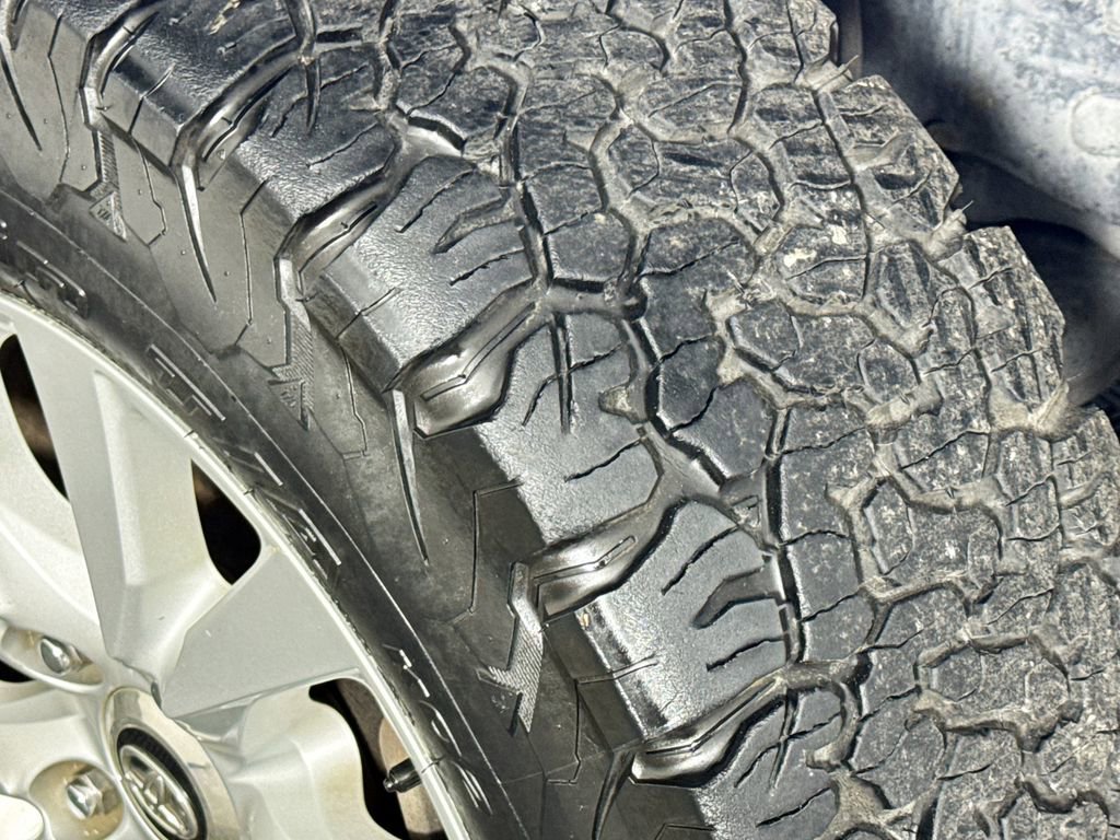 Used 2016 Toyota Land Cruiser AWD/4WD image 42