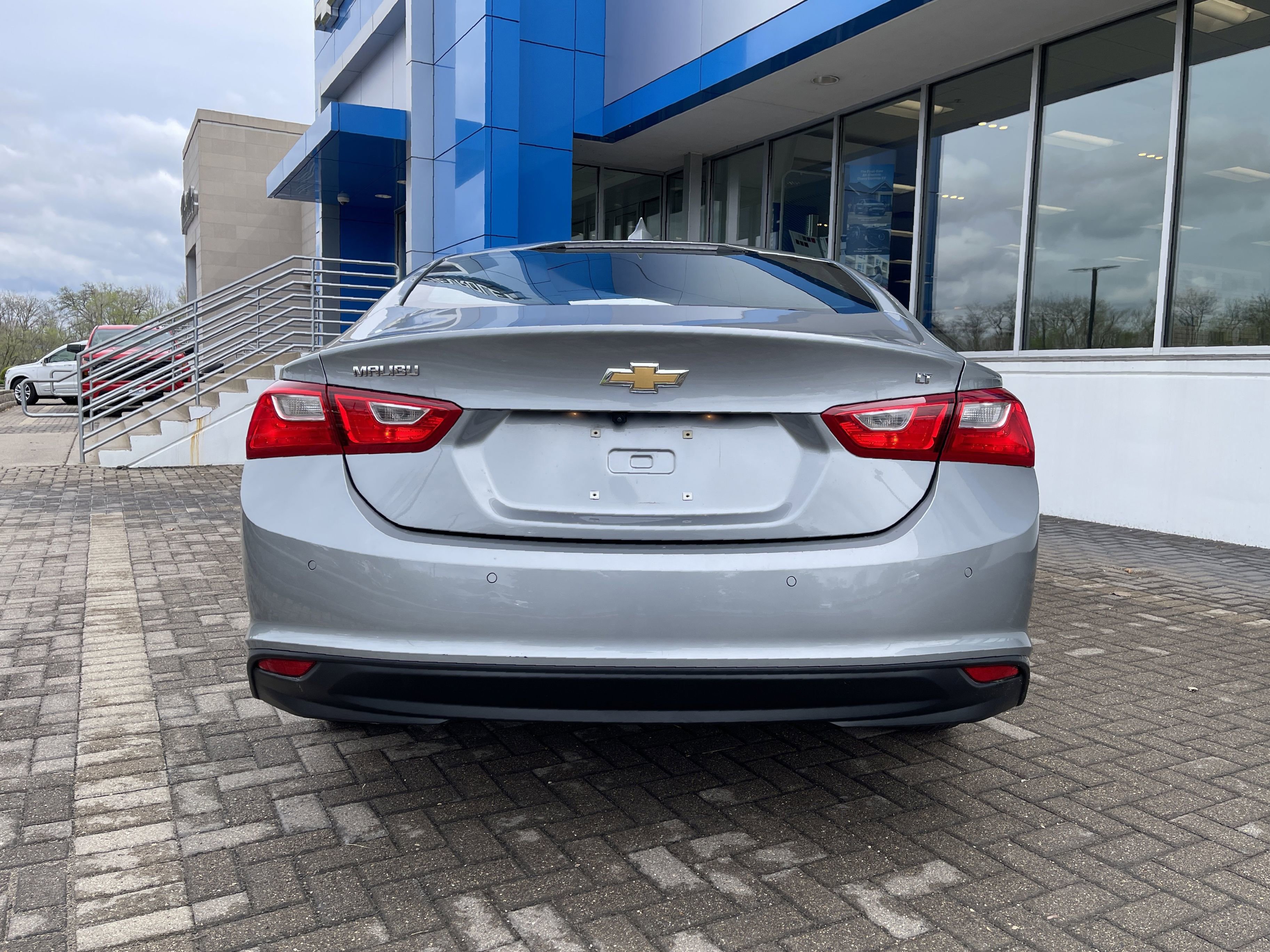 Used 2024 Chevrolet Malibu LT image 4
