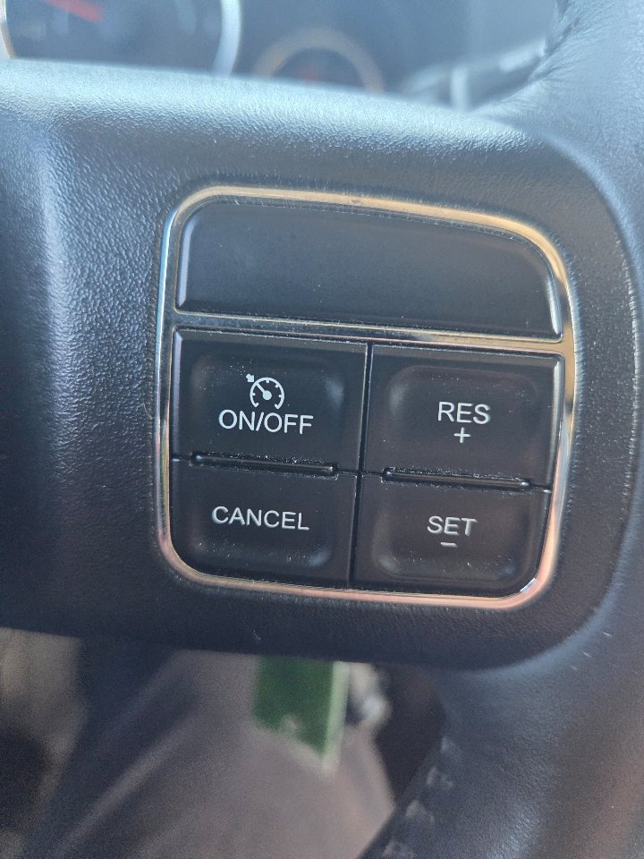 Used 2014 Jeep Wrangler Unlimited Sahara w/ Dual Top Group image 19