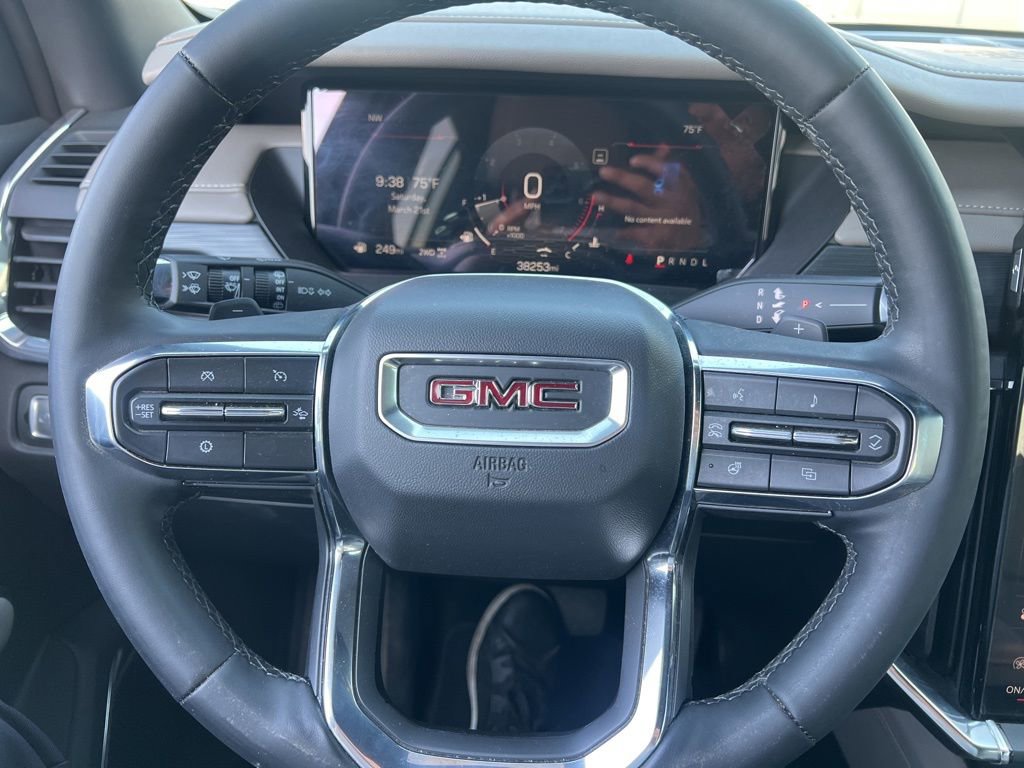 Certified 2024 GMC Acadia Elevation w/ Black Edition image 17