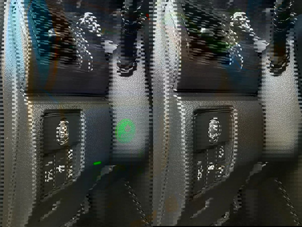 Used 2016 Honda Accord Touring image 37