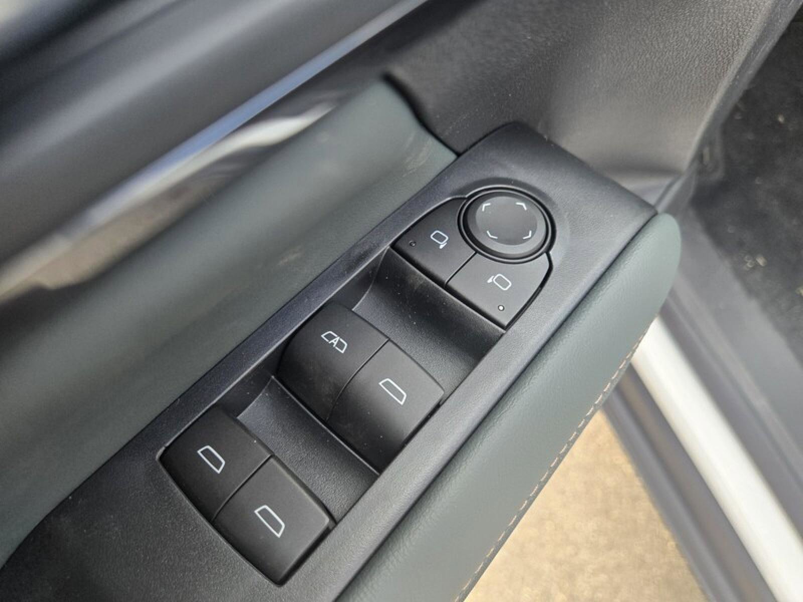 New 2026 GMC Terrain AT4 w/ Convenience Package III AWD/4WD image 23