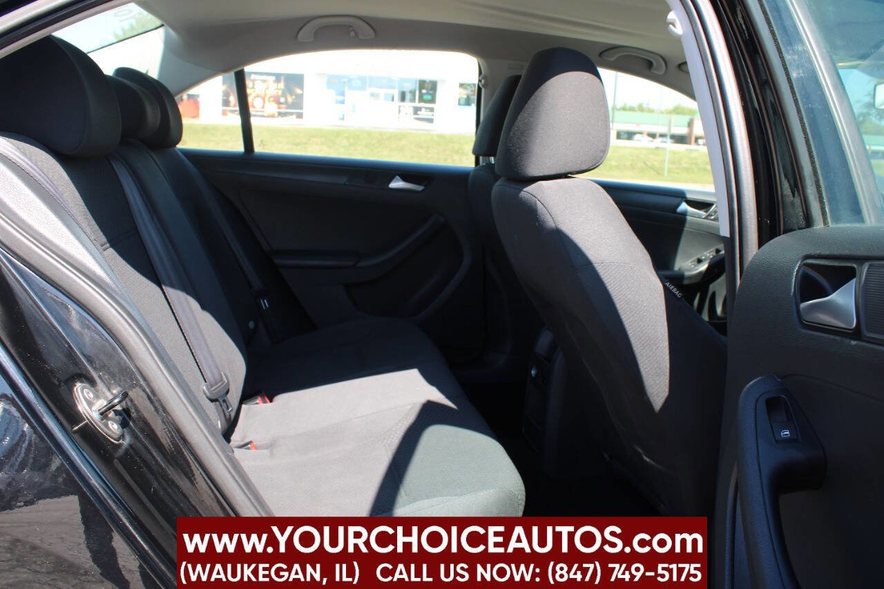 Used 2014 Volkswagen Jetta S image 16