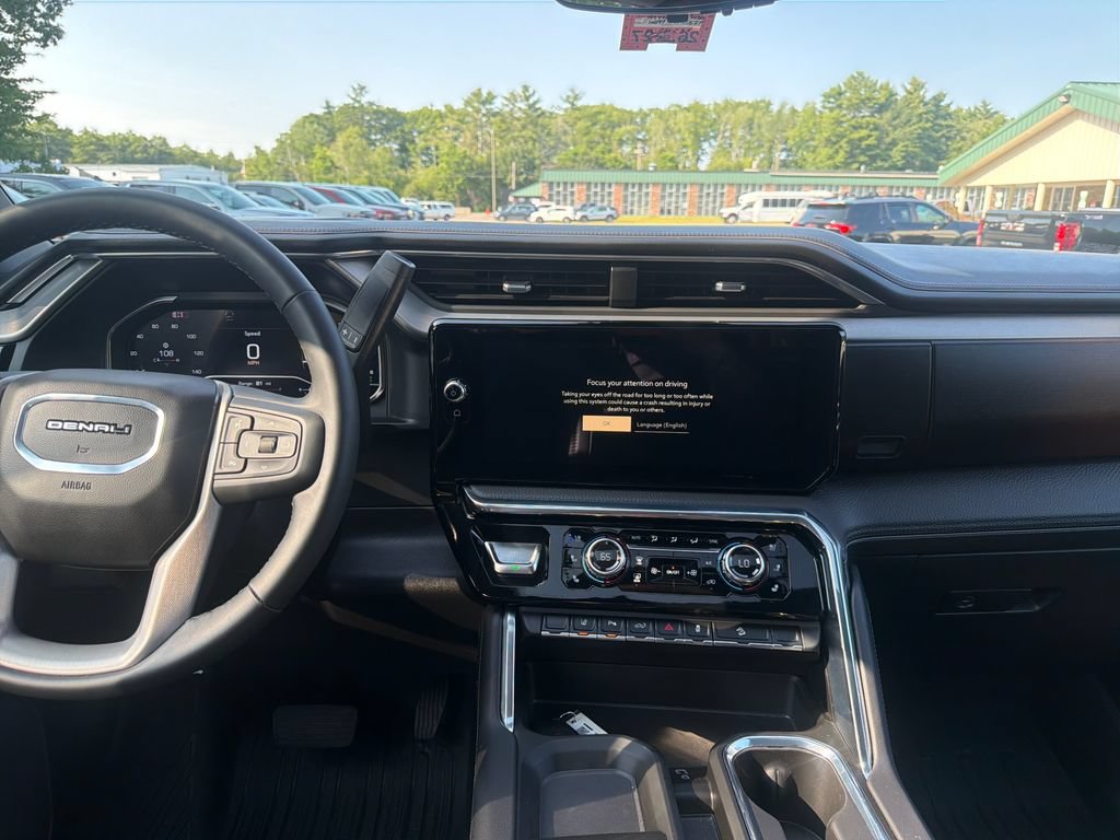 Certified 2025 GMC Sierra 2500 Denali w/ Technology Package AWD/4WD image 34