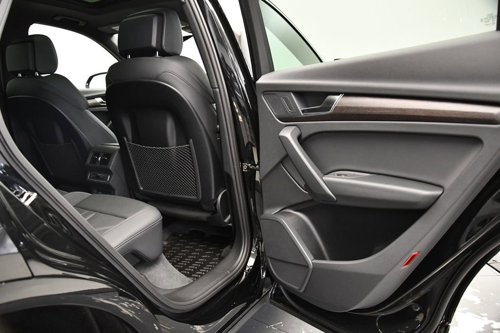 Used 2025 Audi Q5 2.0T Premium image 47