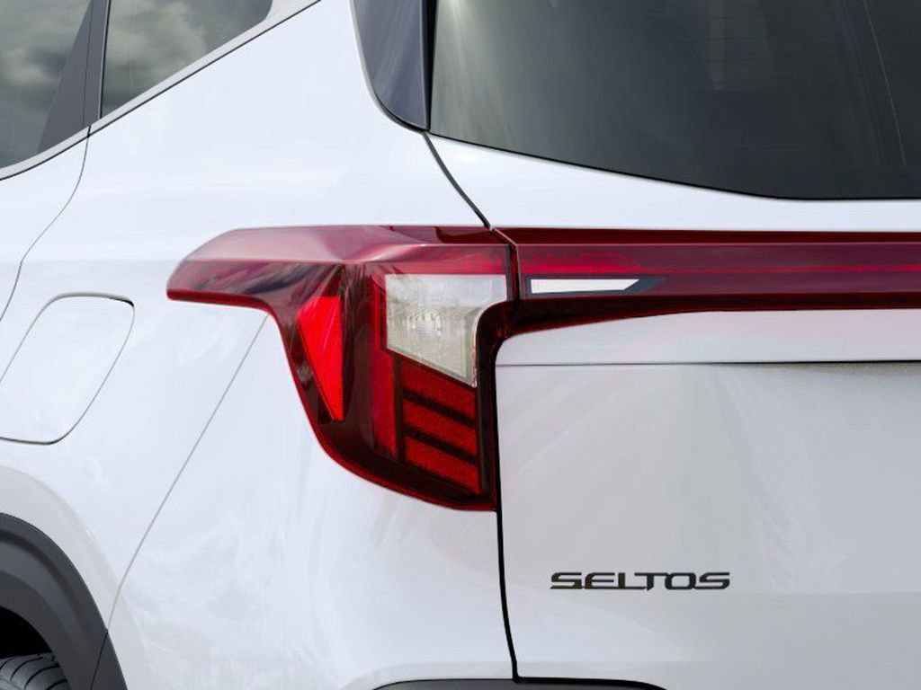 New 2025 Kia Seltos SX image 11