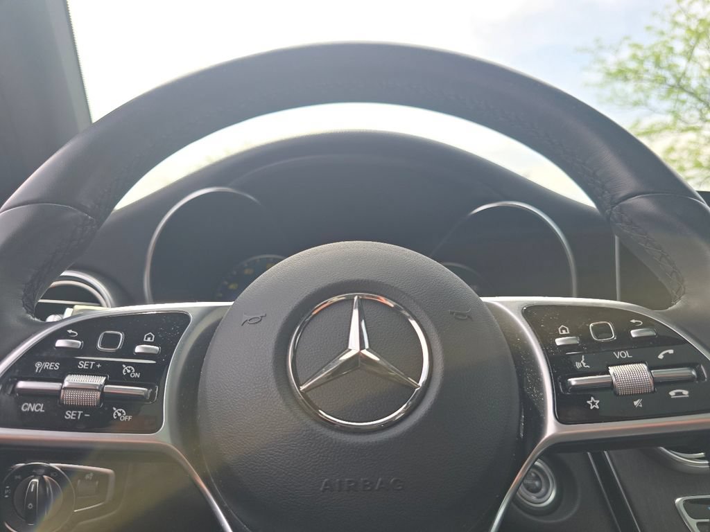 Used 2022 Mercedes-Benz GLC 300 4MATIC image 28