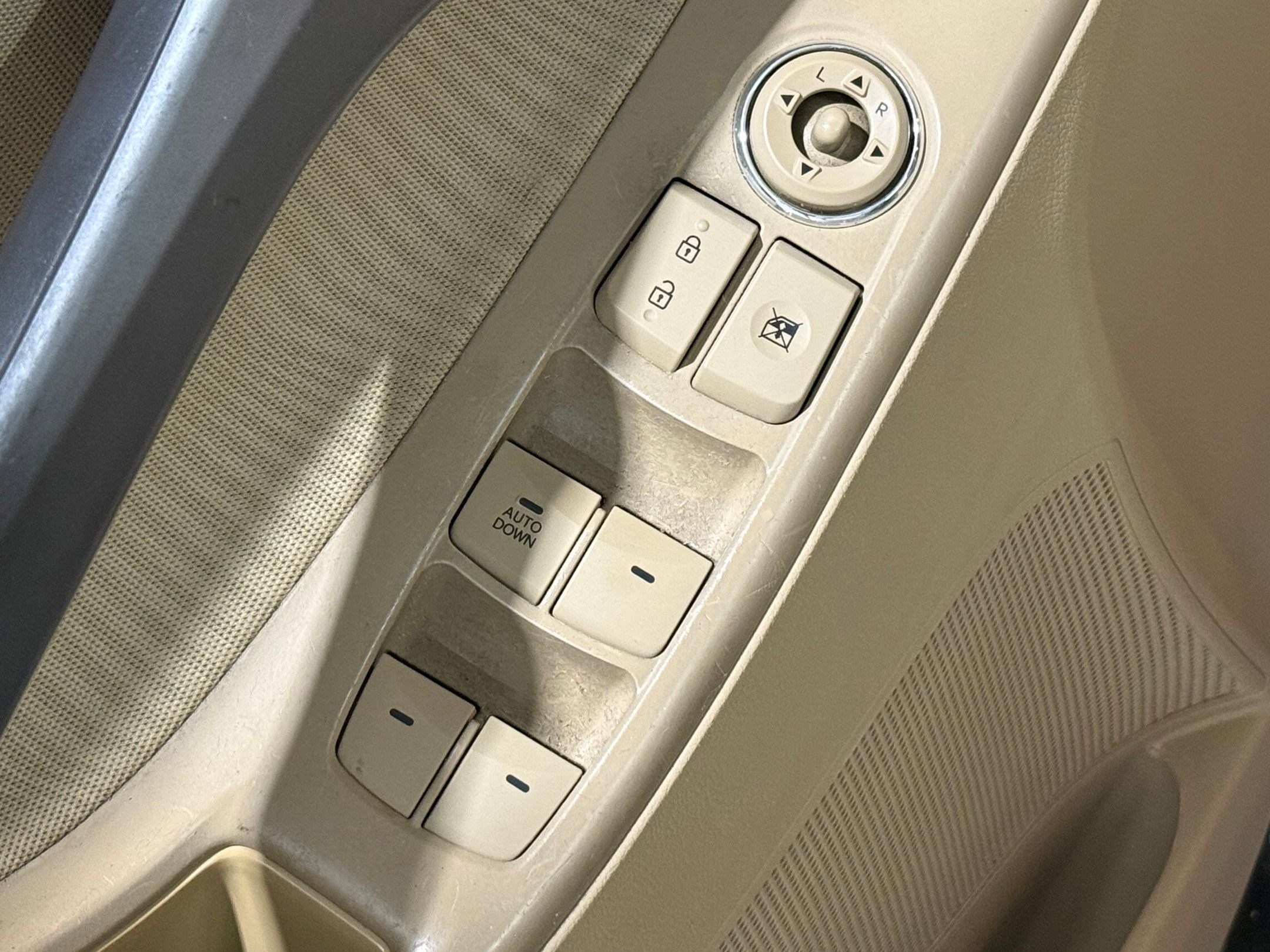 Used 2012 Hyundai Elantra GLS w/ Preferred Pkg 3 image 22