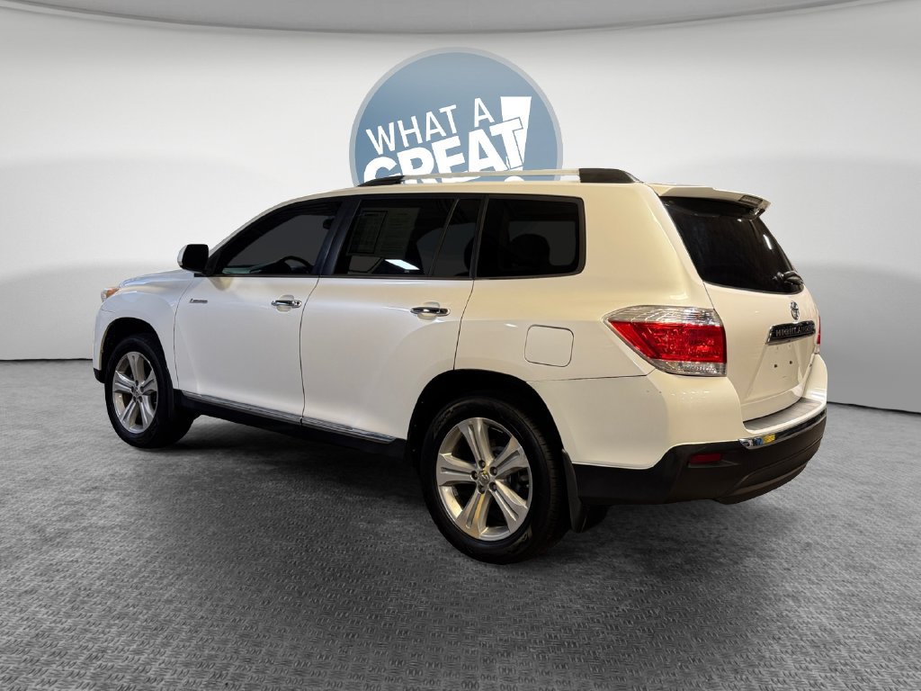 Used 2013 Toyota Highlander Limited AWD/4WD image 6