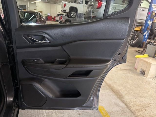 Used 2017 GMC Acadia SLT image 17