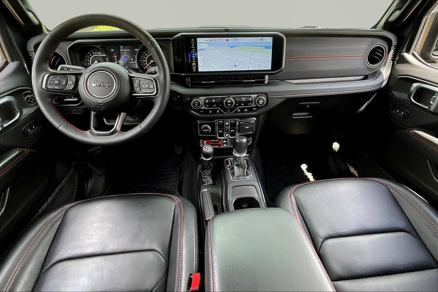 Used 2024 Jeep Gladiator Rubicon AWD/4WD image 7