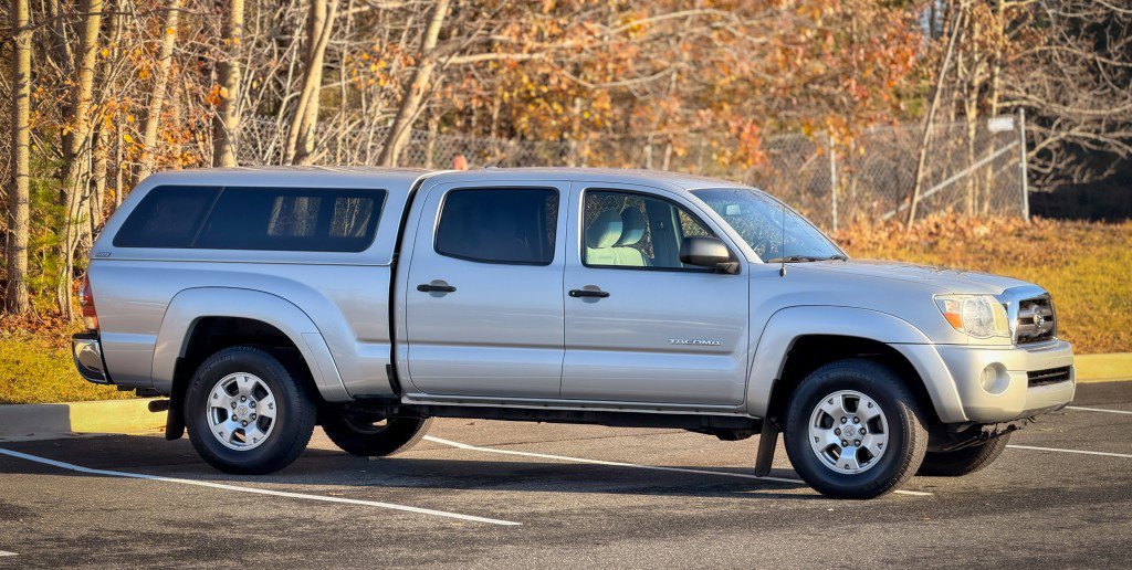 Used 2009 Toyota Tacoma 4x4 Double Cab image 4