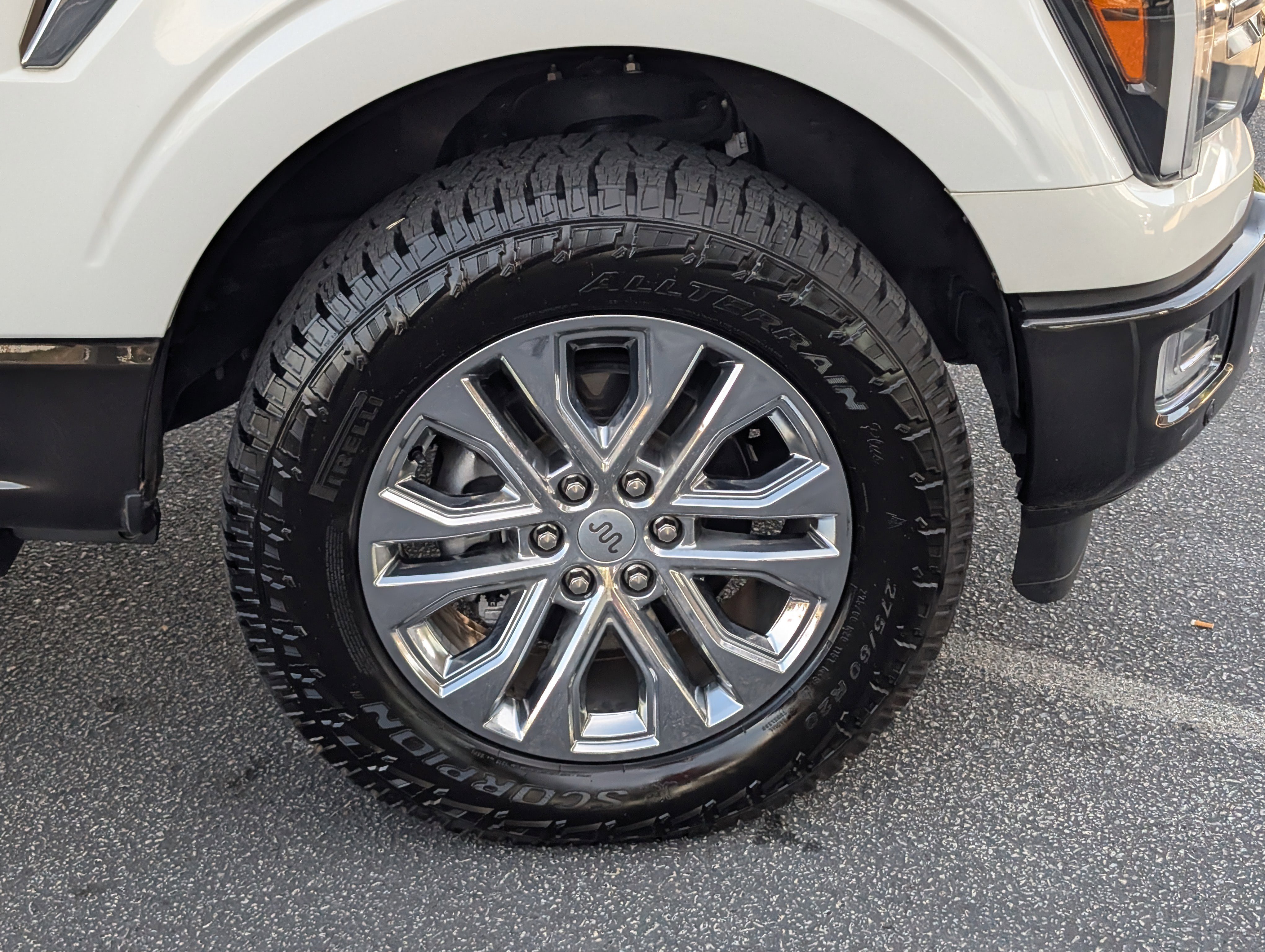 Used 2024 Ford F150 King Ranch w/ FX4 Off-Road Package image 6