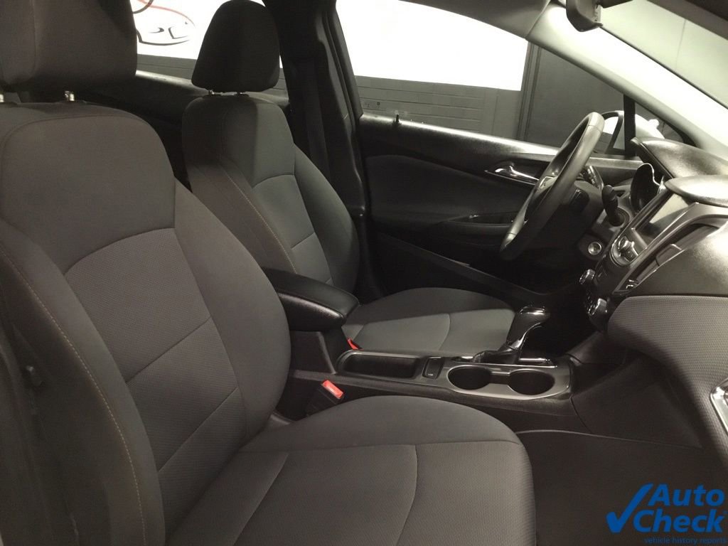 Used 2019 Chevrolet Cruze LS w/ LS Fleet Convenience Package image 34