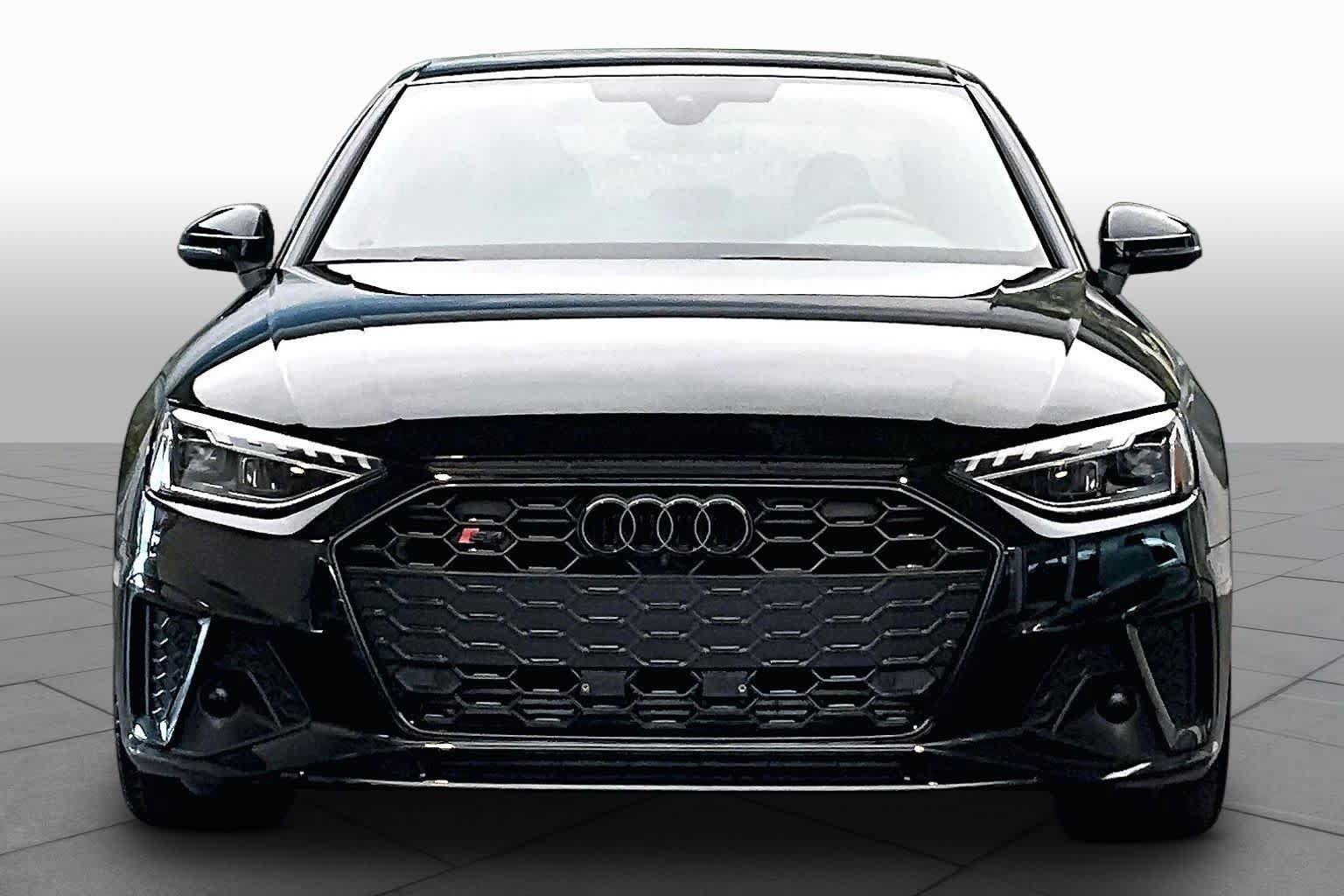 Used 2022 Audi S4 Premium Plus w/ Premium Plus Package AWD/4WD image 4