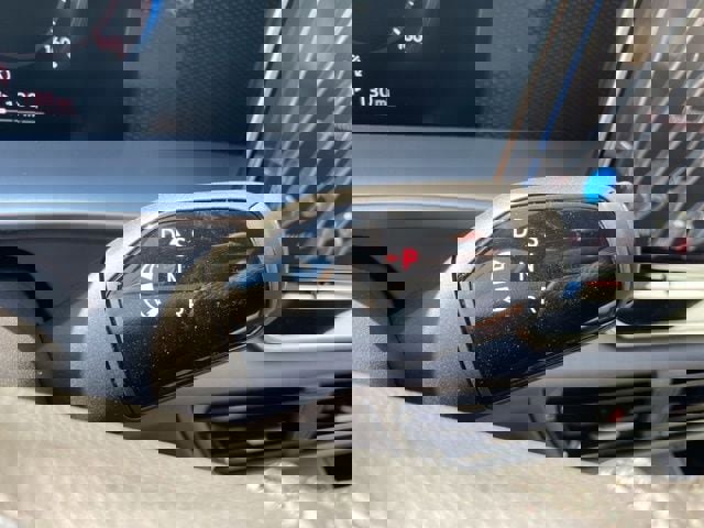 New 2025 Volkswagen Tiguan SE R-Line image 30