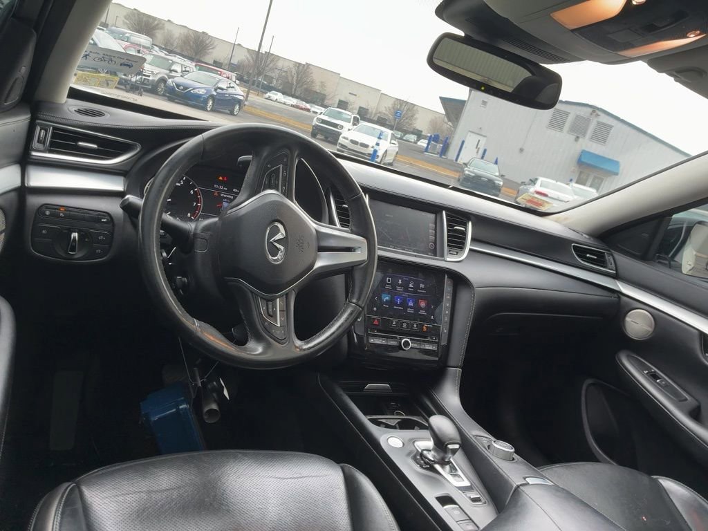 Used 2019 INFINITI QX50 Essential w/ Premium Heat Package image 6