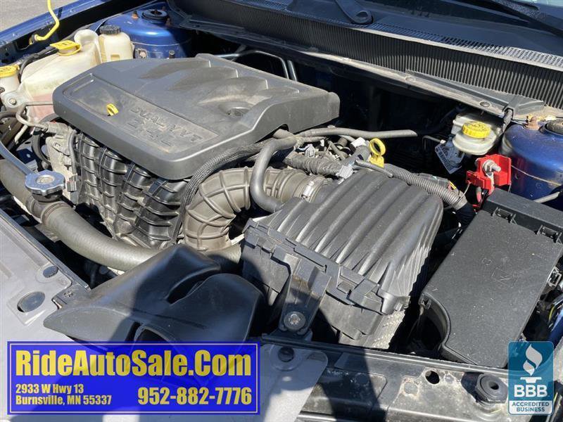 Used 2009 Chrysler Sebring Touring w/ Electronics Convenience Group FWD image 23