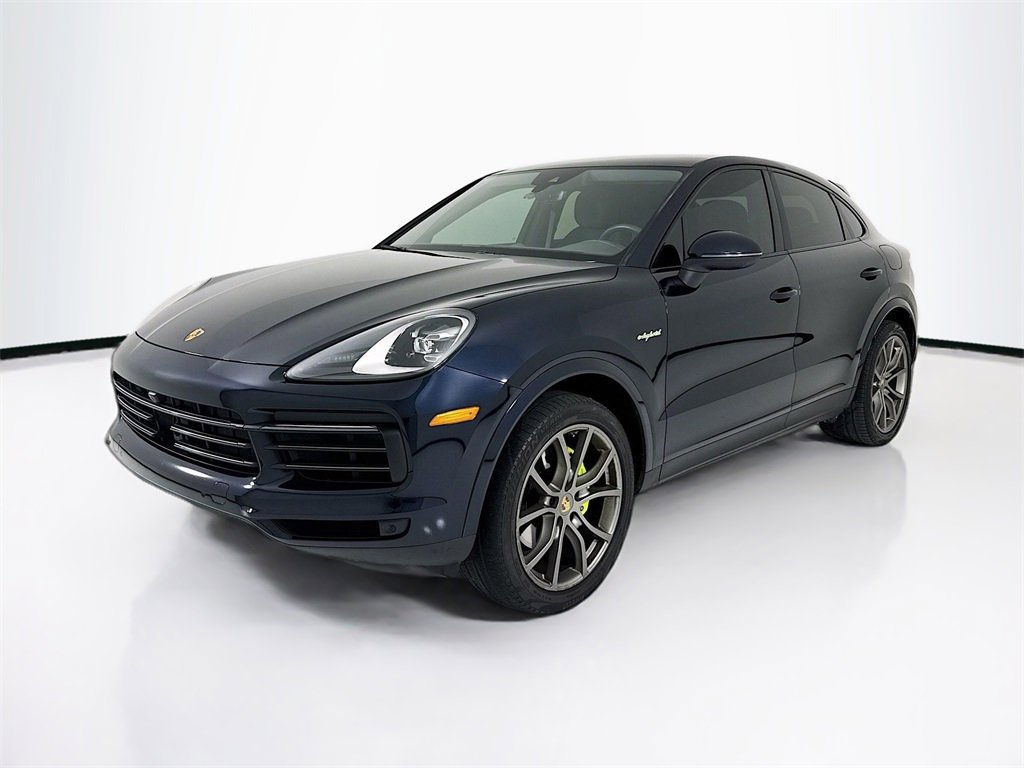 Certified 2023 Porsche Cayenne Platinum Edition