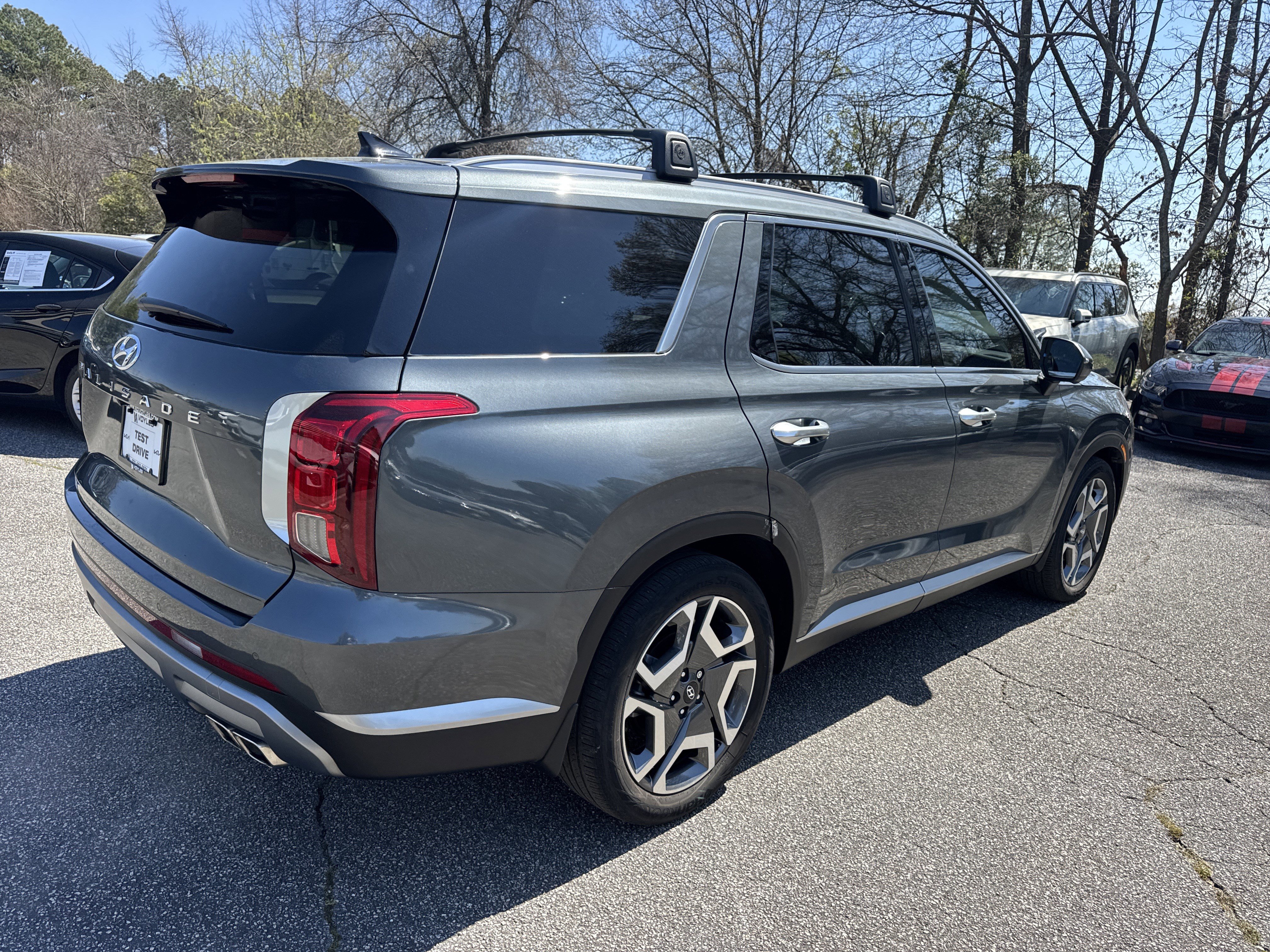 Used 2024 Hyundai Palisade SEL w/ Premium Package image 7