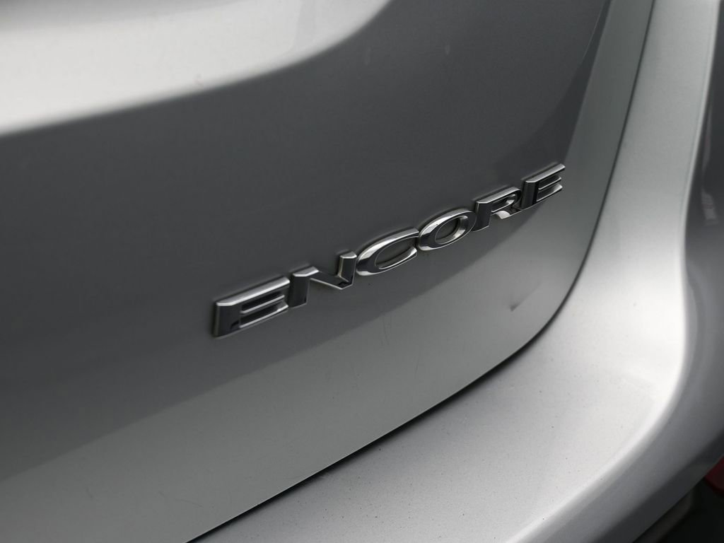 Used 2020 Buick Encore Preferred image 34