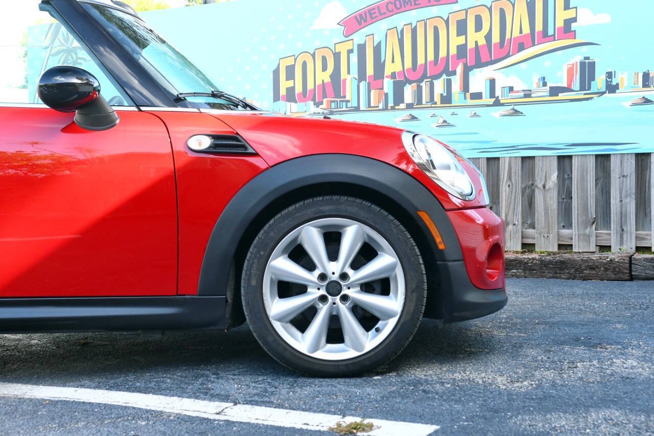 Used 2015 MINI Cooper Convertible w/ Sport Package FWD image 32