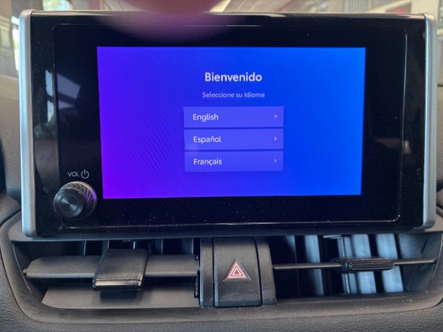 Used 2025 Toyota RAV4 XLE FWD image 16