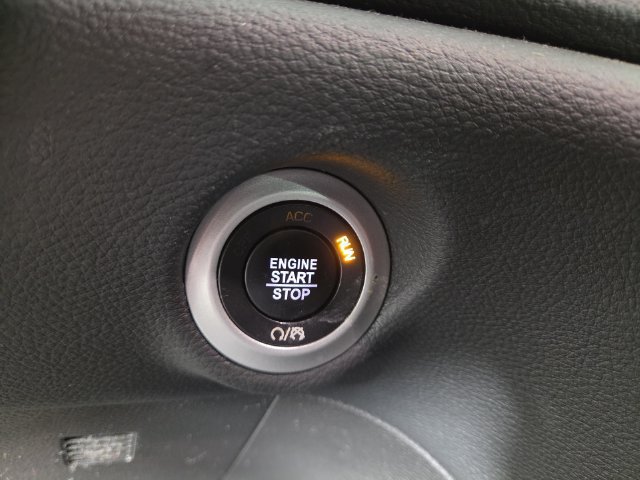 Used 2021 Chrysler Pacifica Limited w/ Uconnect Theater Family Group AWD/4WD image 25