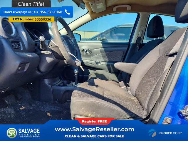 Used 2016 Nissan Versa SV FWD image 9