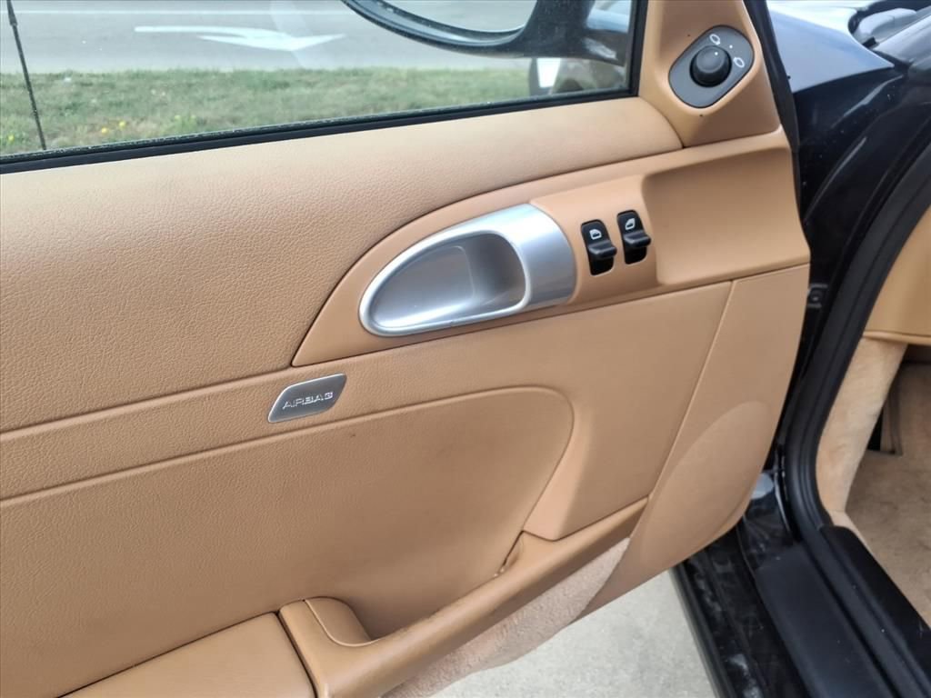 Used 2005 Porsche Boxster Base image 23